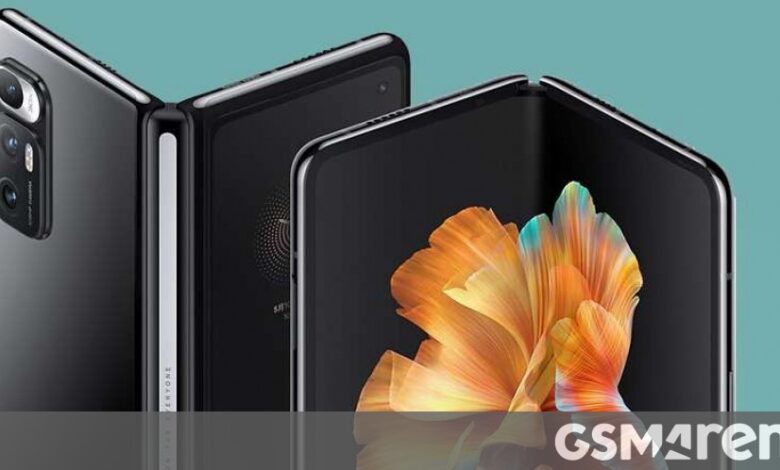 Xiaomi Mix Fold 2 will have high-refresh inner display, more usable outer one