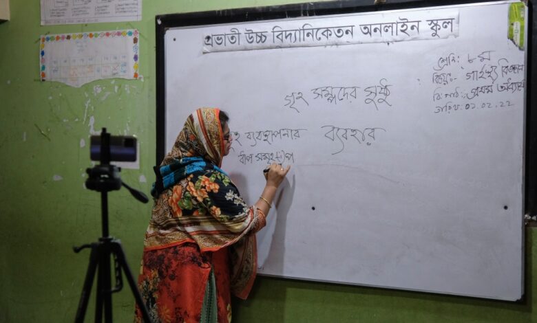 Bangladesh extends closure of schools over Omicron
