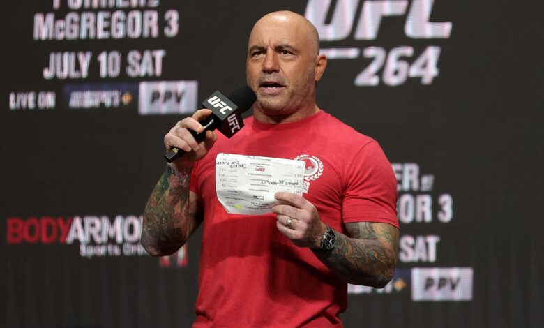 Joe Rogan Apologizes Over Spotify Podcast Controversy, Says He Will Seek ‘Balance’ In The Future
