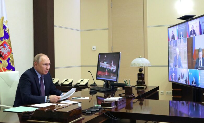 Putin says Russia should pivot energy exports to Asia
