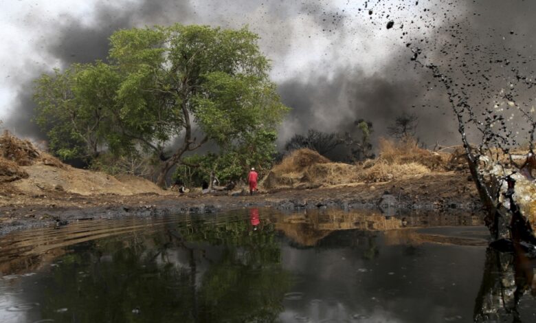 Explosion at Nigerian illegal oil refinery kills more than 100