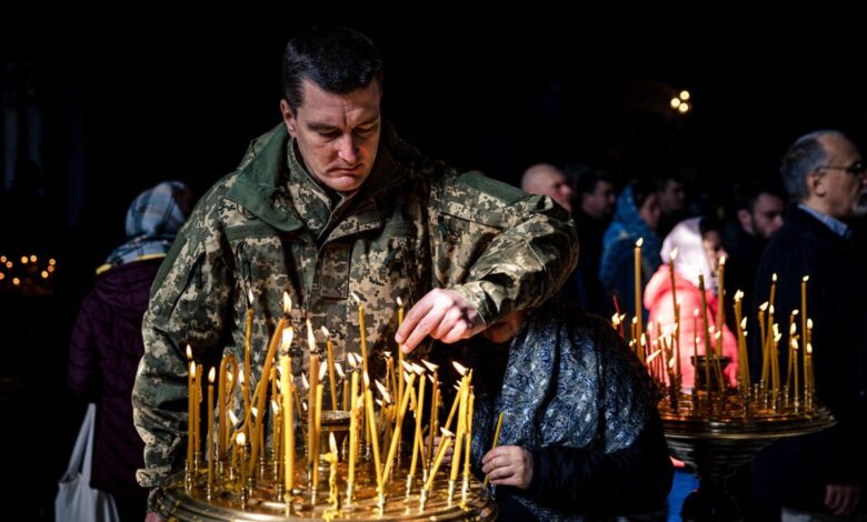 Photos: In The Shadow Of War, Ukrainians Observe Orthodox Easter
