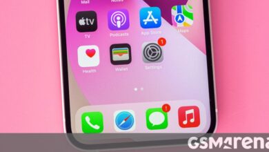 Some T-Mobile users experience bug with eSIM on iPhones