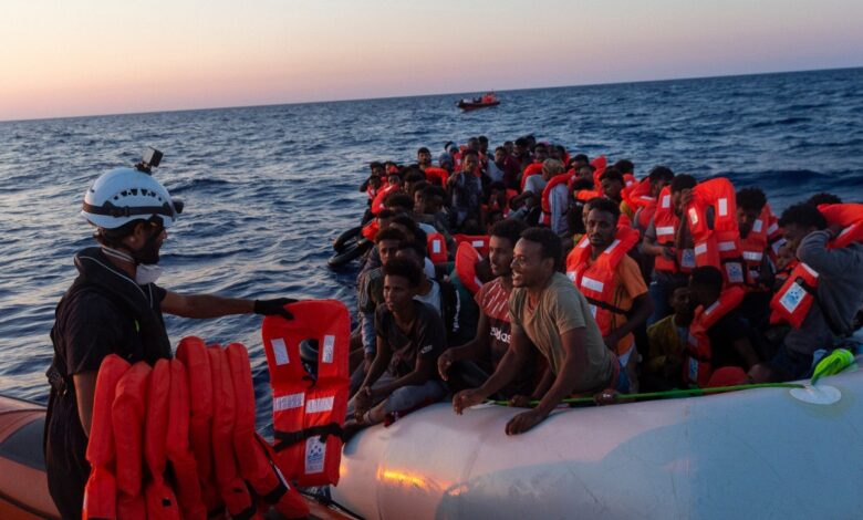 Mediterranean ships recover 5 bodies, rescue over 1,100 refugees