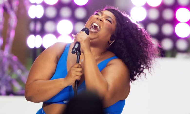 Lizzo Earns Second No. 1 Hit With ‘About Damn Time’ As New Album ‘Special’ Debuts At No. 2