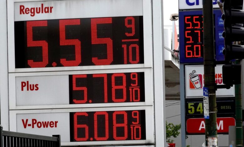 U.S. Gas Prices Rise For First Time In 100 Days
