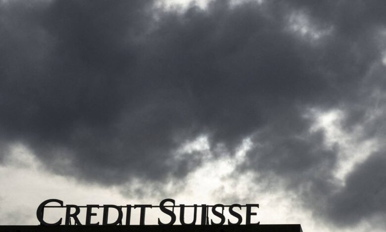 Credit Suisse warns of $1.6bn fourth-quarter loss and outflow of funds