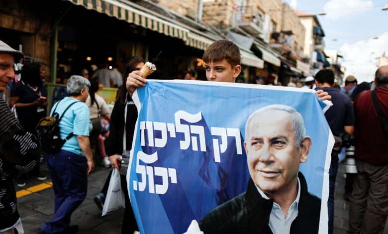 Netanyahu poised to win Israeli election, exit polls show
