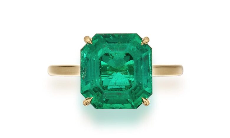 Ring With Emerald Lost In 400-Year-Old Shipwreck Is Up For Auction