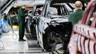 UK car production slumps to lowest in 67 years