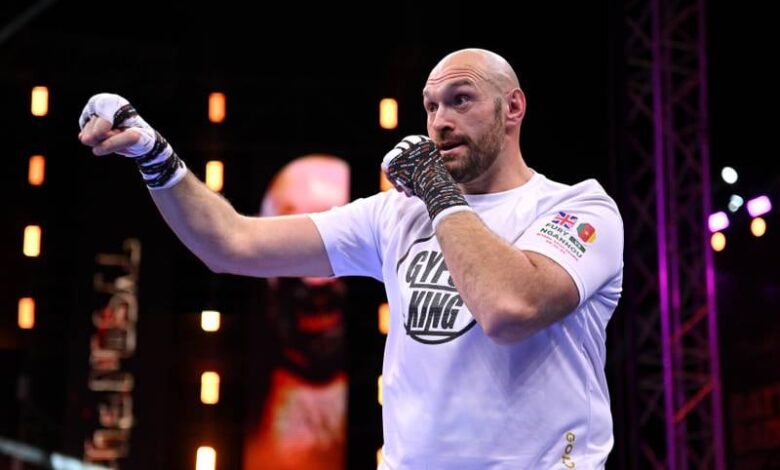Tyson Fury and Francis Ngannou conduct public workouts in Riyadh ahead of boxing showdown