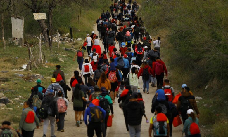 Can Mexico alone curb the flow of migrants to the United States?