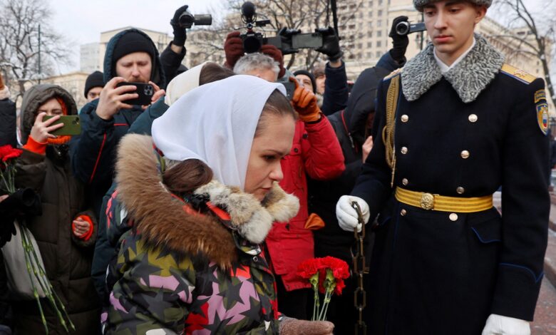 Russian wives demand return of reservist husbands fighting in Ukraine