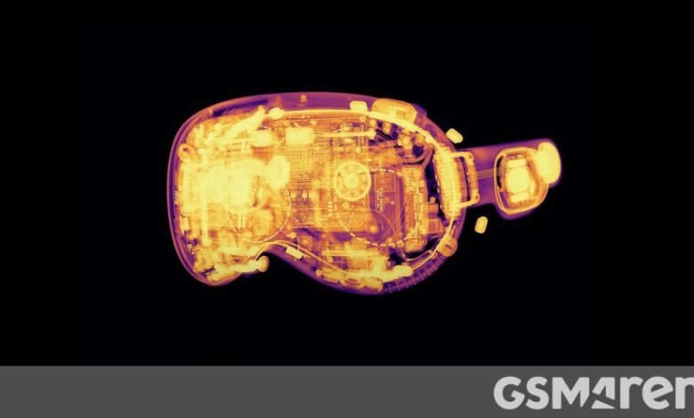 Apple Vision Pro’s micro OLED displays, battery detailed in iFixt teardown part 2