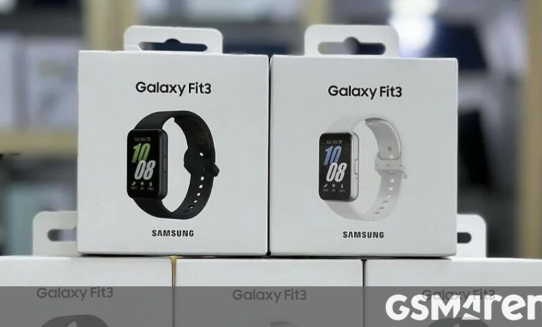 Samsung Galaxy Fit3 spotted in a store, price revealed