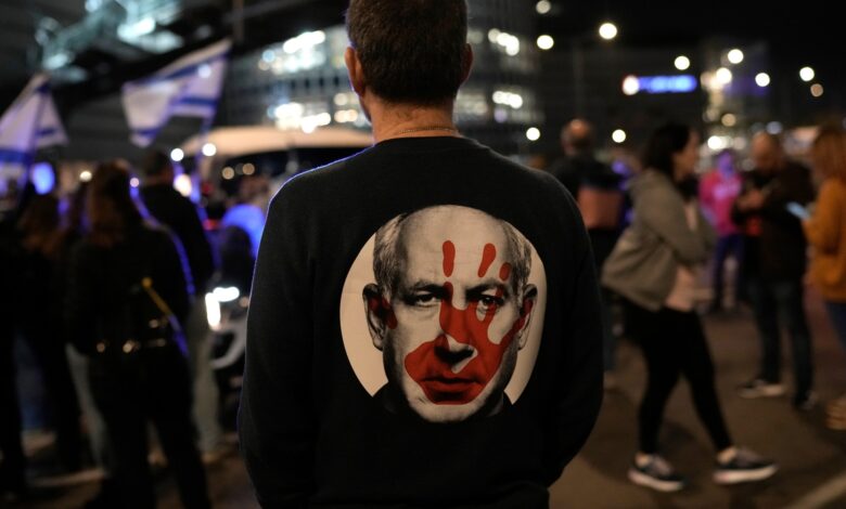 Week in pictures: From protests in Israel to fashion in Paris