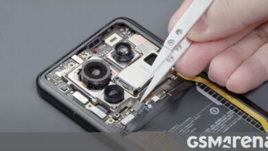 Xiaomi 14 Ultra teardown shows minor internal changes