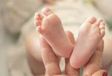A duhet të lejohen nënat surrogate në Shqipëri?