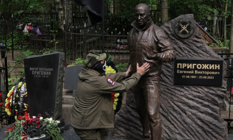 Supporters pay respects to Wagner’s Prigozhin at unveiled memorial statue